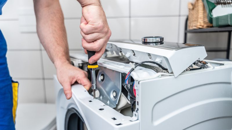 Warning Signs You Need Washing Machine Repair